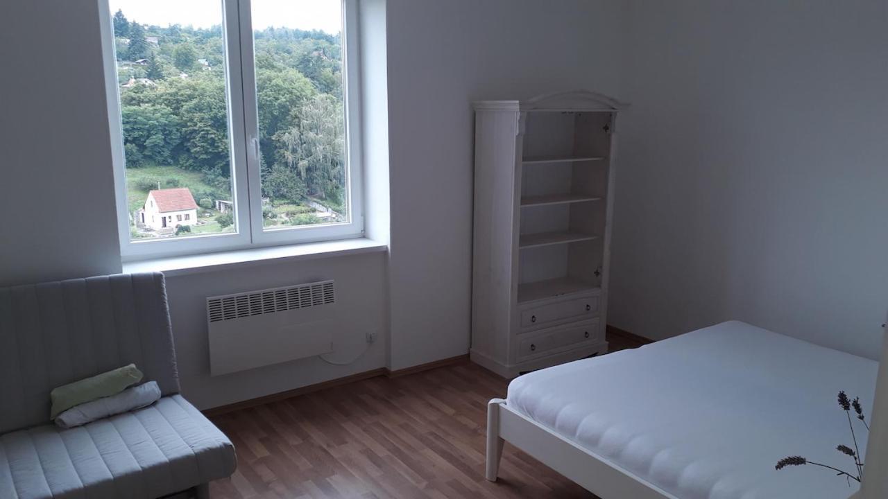 Apartman Vyhlidka 兹诺伊莫 外观 照片